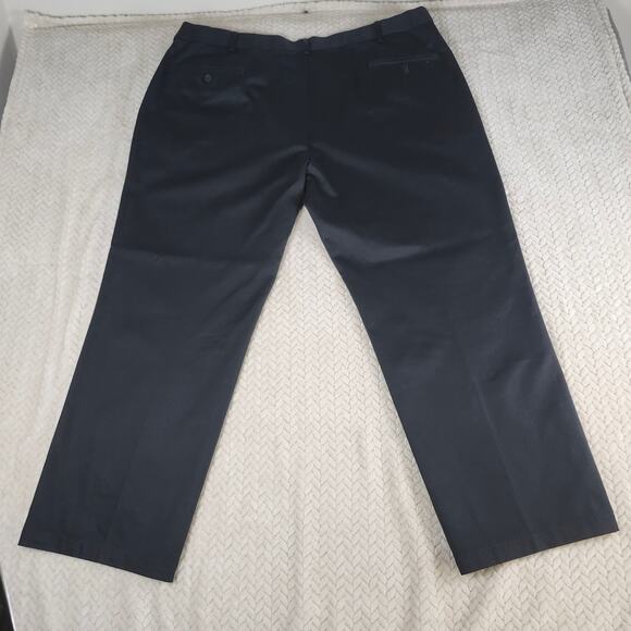 Haggar Pants Men 42x29 Black Classic Fit Work to Weekend Stretch Cotton Chino - Picture 3 of 9